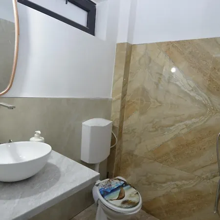 Casa Sagrada Pensjonat Costinesti